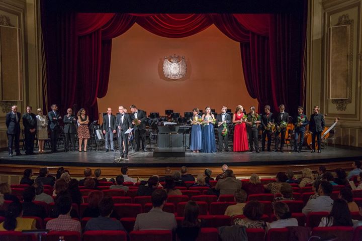 "Le Grand Prix de l�Opéra", la final