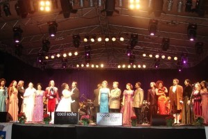 Piața Sfatului, scenă pentru artiștii Operei pe 9 septembrie