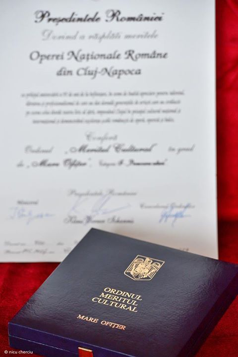 Opera Națională Română din Cluj-Napoca, decorată de Președintele României