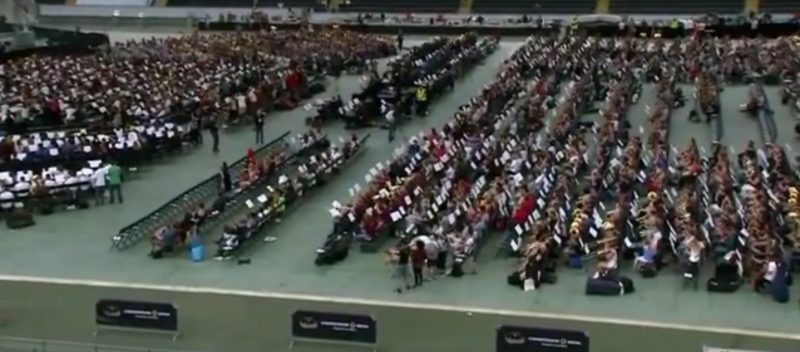 Record mondial! Mii de muzicieni s-au adunat pe un stadion şi au interpretat muzică clasică