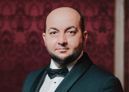 Lucian Petrean, Amonastro la Magdeburg