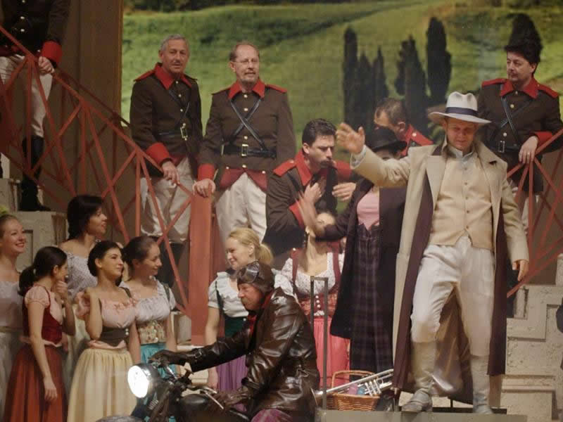 Elixirul dragostei nu numai pentru îndrăgostiți, la Opera Maghiară