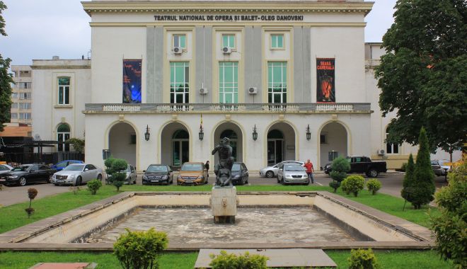 Spectacole în aer liber toată vara la Constanţa