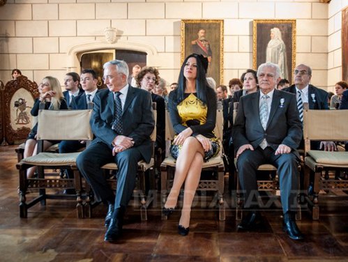Angela Gheorghiu şi Oana Pellea, decoraţi de Regele Mihai I de ziua sa