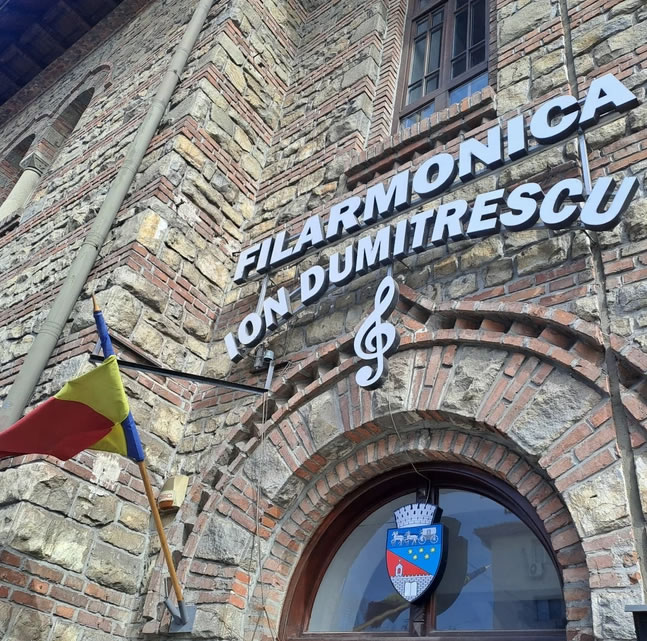 Concertele lunii iunie 2013 la Filarmonica Ion Dumitrescu Râmnicu Vâlcea